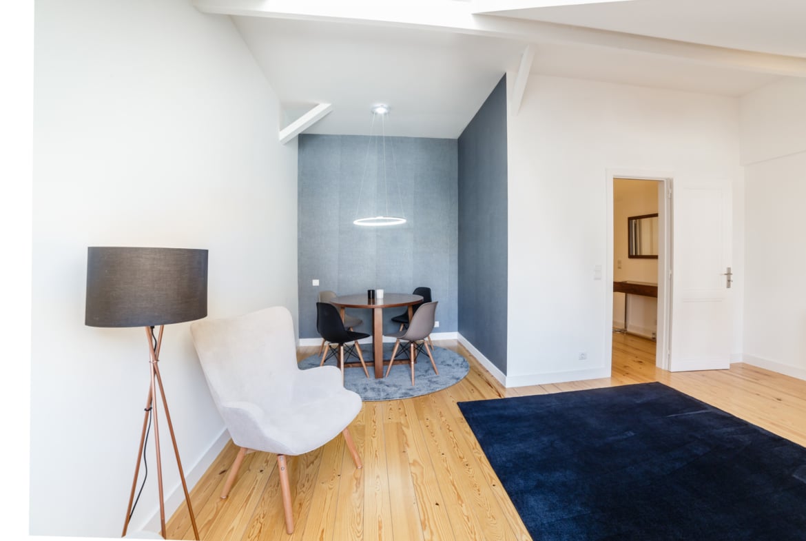 Studio with courtyard