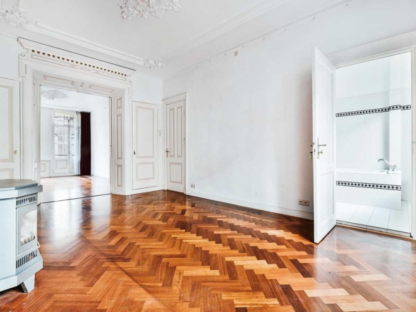One-bedroom with parking